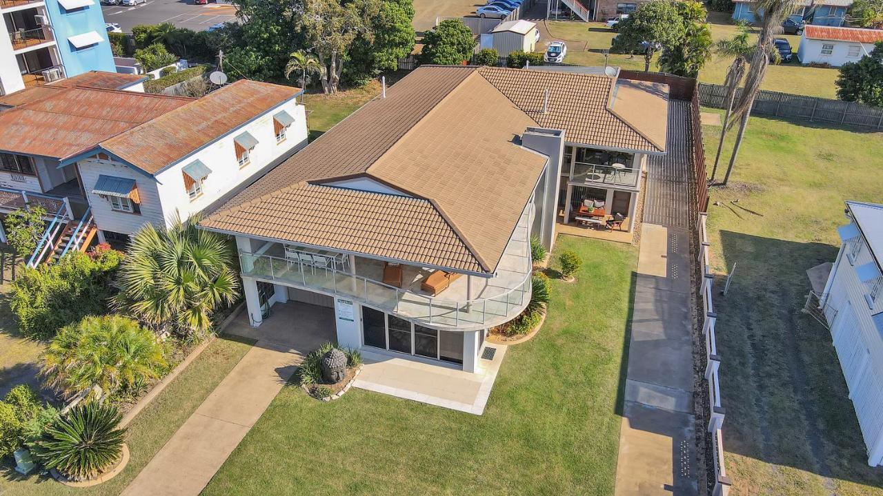Nautilus Beachside Apartments Bargara Exterior photo